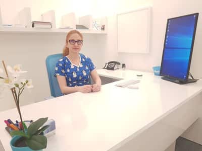 Dr. Lucia Hurmuz